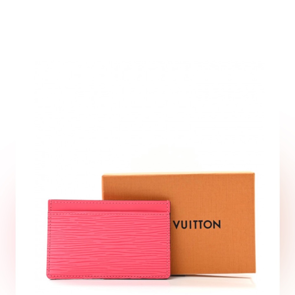 LOUIS VUITTON Epi leather card holder in Dragon Fruit